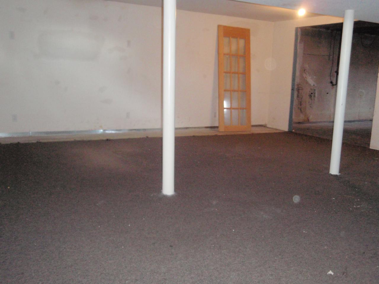 2021 Laura Road Northwest Roanoke, VA 24017 - Photo 16 of 22 Basement