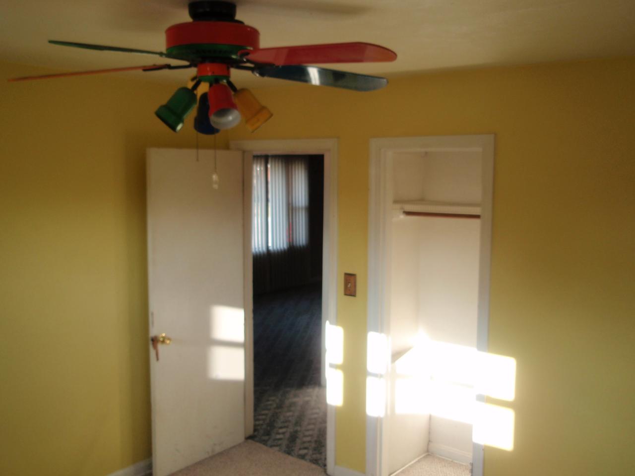 2021 Laura Road Northwest Roanoke, VA 24017 - Photo 10 of 22 Bedroom