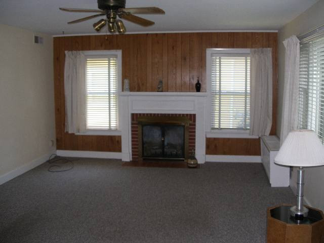 646 Dunnsville Road Rotterdam, NY 12306 - Photo 2 of 4 Photo 2