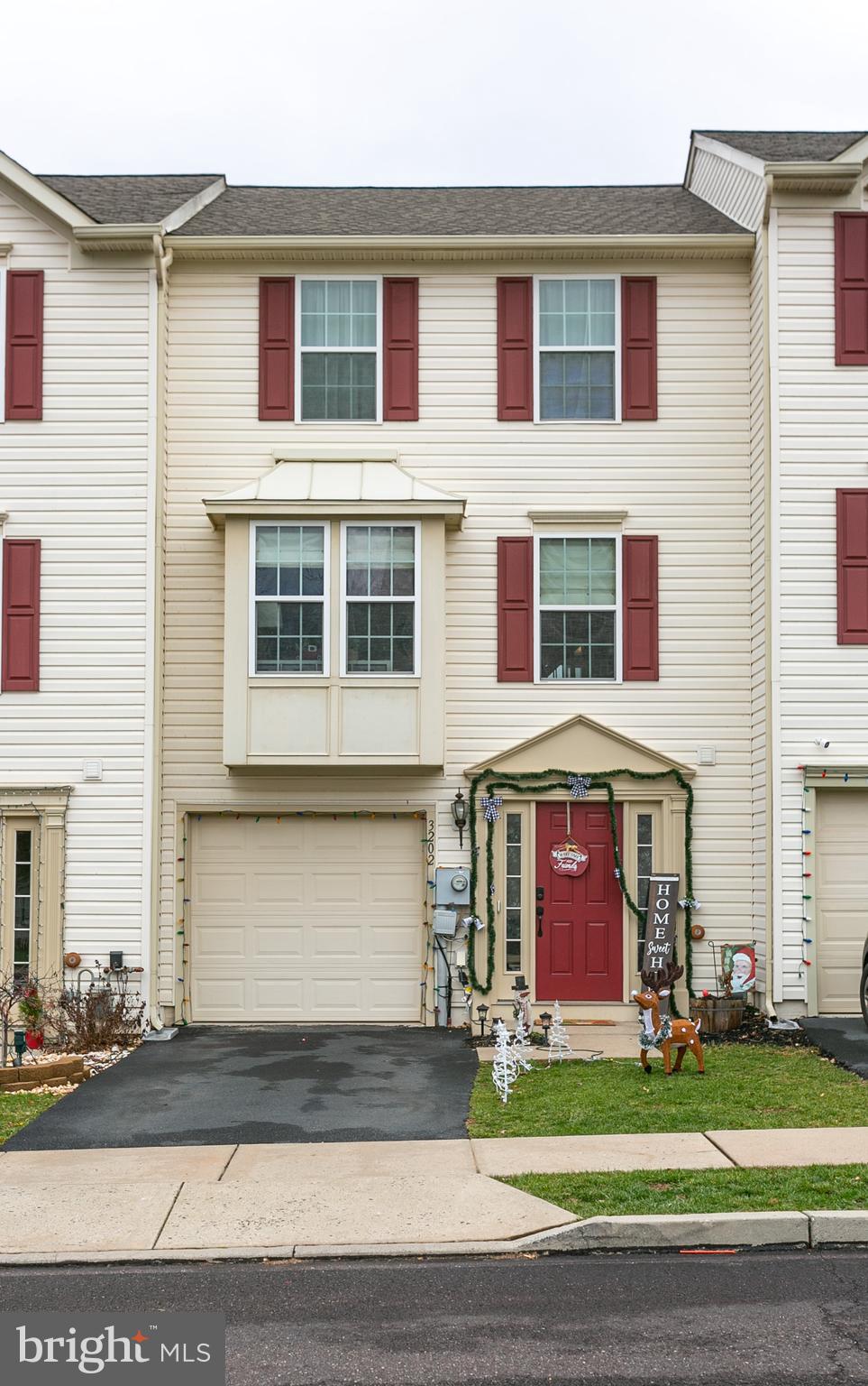 3202 Orchard View Road Reading, PA 19606 - Photo 1 of 23