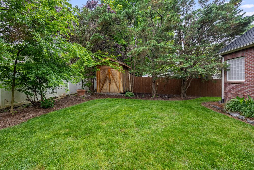 7144 Houser Ridge Lane Hixson, TN 37343 - Photo 33 of 37 2025_05_May_7144_Houser_Ridge_Ln_0009