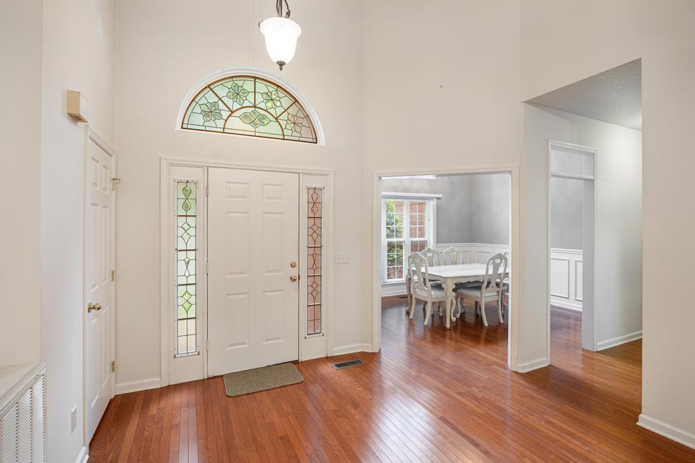 7144 Houser Ridge Lane Hixson, TN 37343 - Photo 7 of 37 2025_05_May_7144_Houser_Ridge_Ln_0016