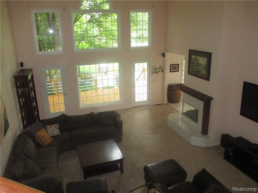 11465 Bruce N Lane Romeo, MI 48065 - Photo 22 of 43 2 Story Great Room!