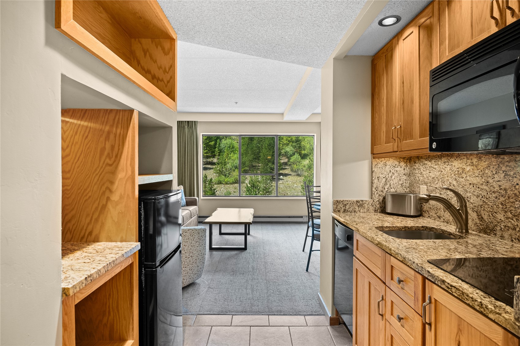 640 Village Road, Unit 4420 Breckenridge, CO 80424 - Photo 11 of 47 Kitchenette