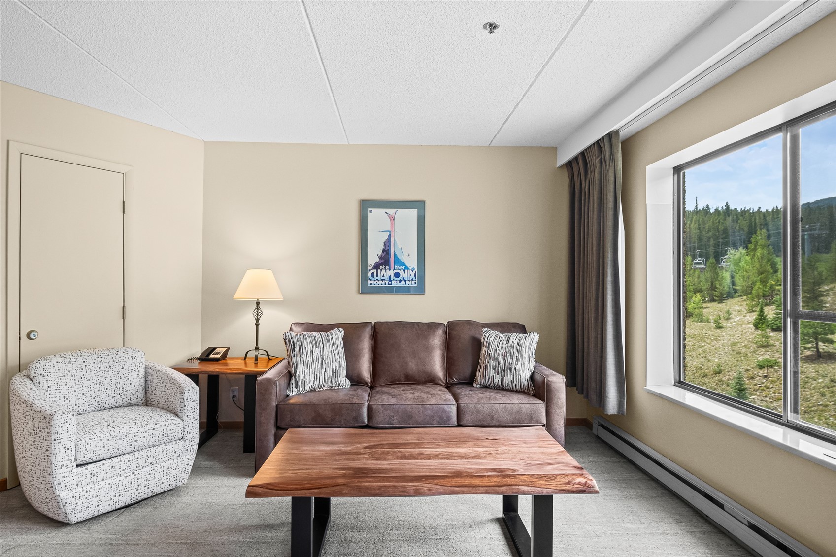 640 Village Road, Unit 4420 Breckenridge, CO 80424 - Photo 5 of 47 Living Area