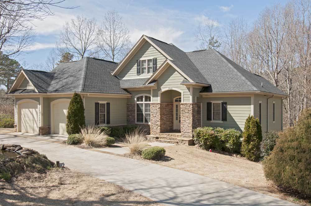 703 West Quincy Road Seneca, SC 29678 - Photo 2 of 36 Gallery Image 2