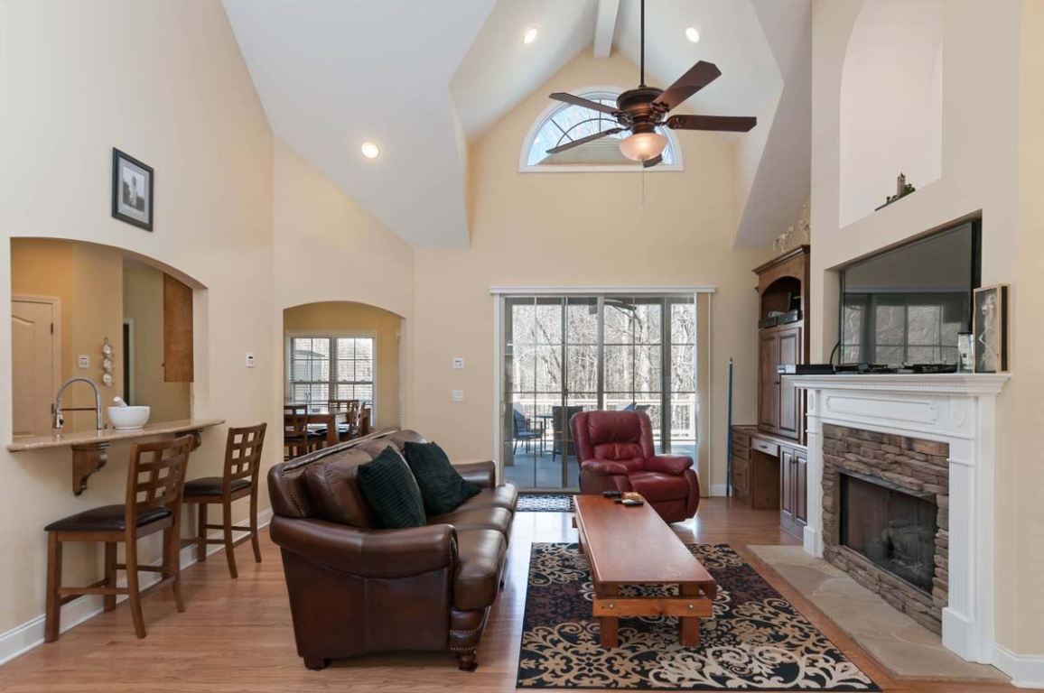 703 West Quincy Road Seneca, SC 29678 - Photo 3 of 36 Gallery Image 3