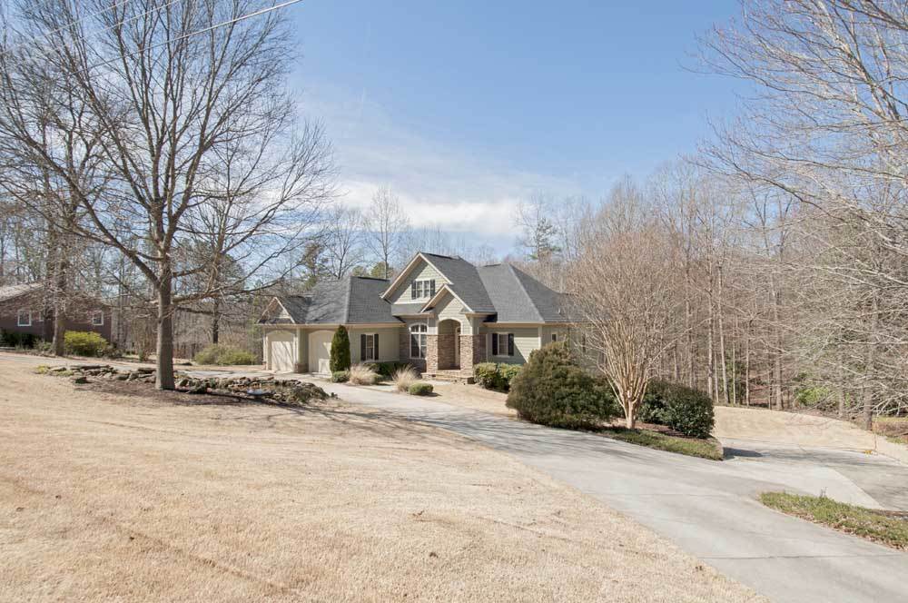 703 West Quincy Road Seneca, SC 29678 - Photo 32 of 36 Gallery Image 32