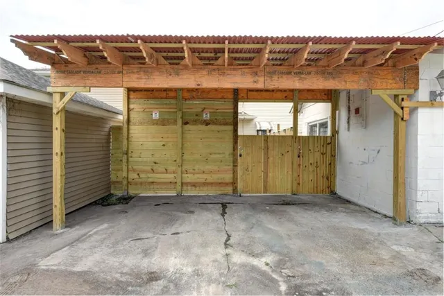 $2,800 | 5923 General Haig Street, New Orleans, LA 70124