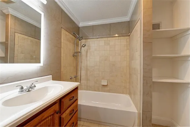 $2,800 | 5923 General Haig Street, New Orleans, LA 70124