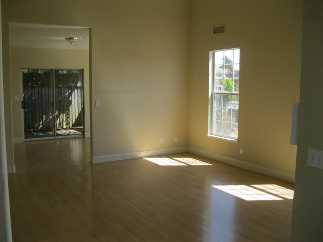 2331 Byer Road Santa Cruz, CA 95062 - Photo 2 of 13