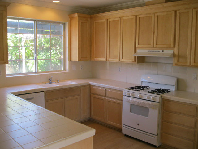 2331 Byer Road Santa Cruz, CA 95062 - Photo 3 of 13