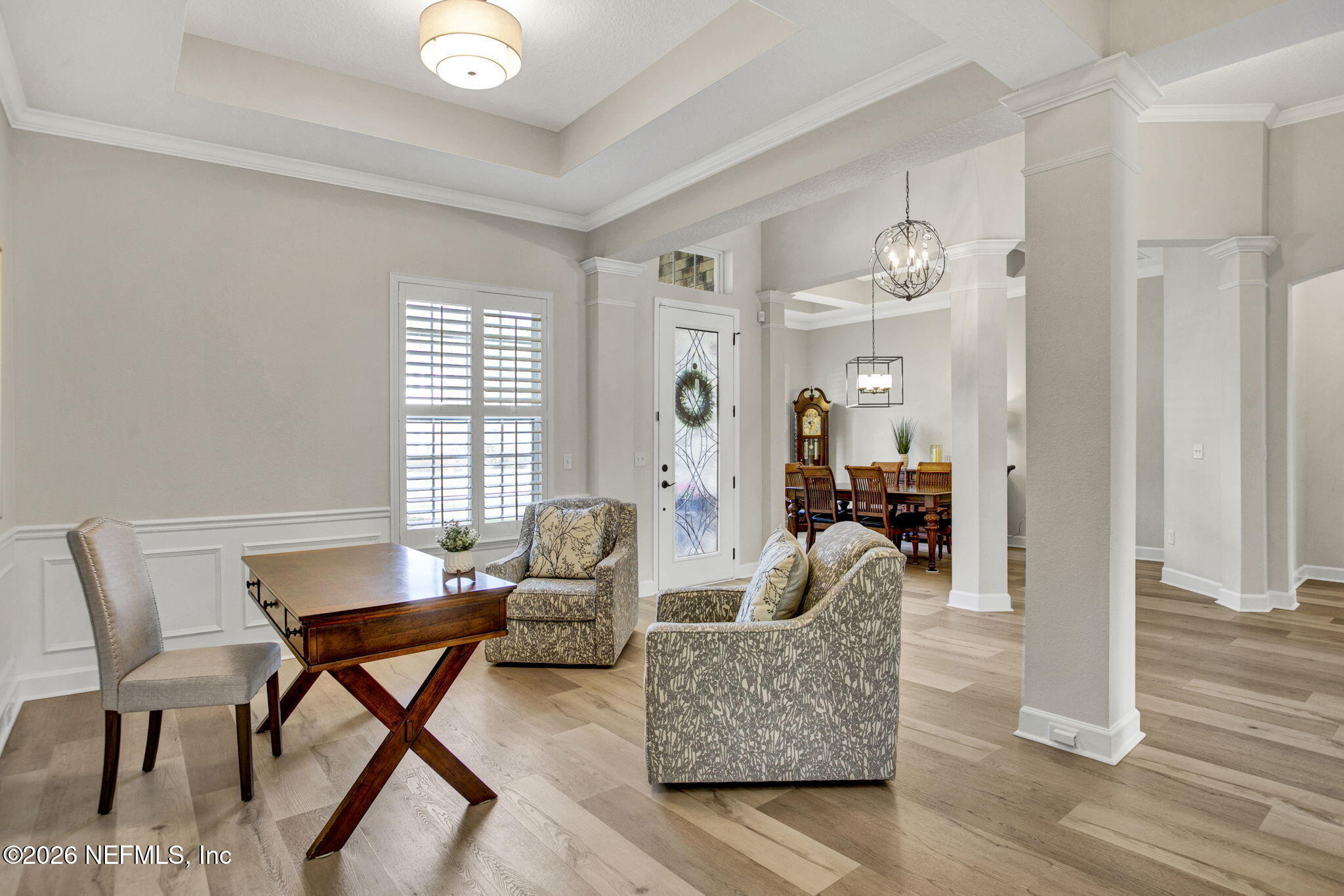 77 Manor Lane St. Johns, FL 32259 - Photo 5 of 41 a living room with furniture and a window