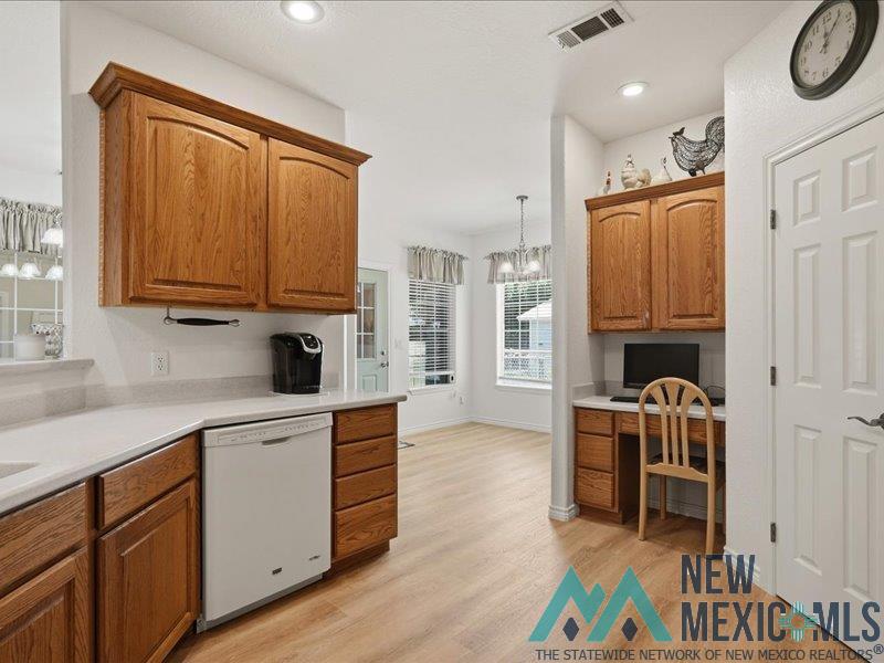 808 East Chapman Road Carlsbad, NM 88220 - Photo 17 of 55 Gallery Image 17