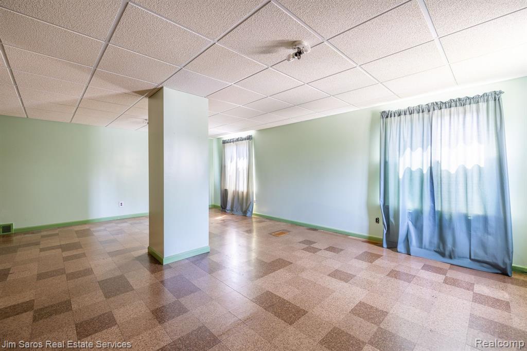 19302 Moross Road Detroit, MI 48224 - Photo 16 of 23