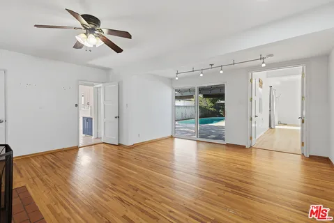 $1,295,000 | 4631 Buffalo Avenue, Sherman Oaks, CA 91423