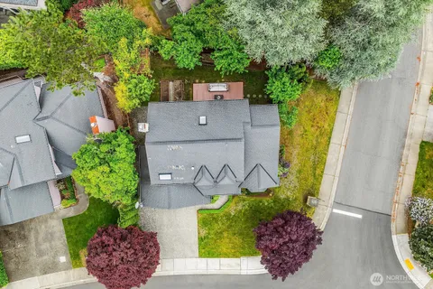 $1,415,000 | 24544 Southeast 43rd Place, Sammamish, WA 98029