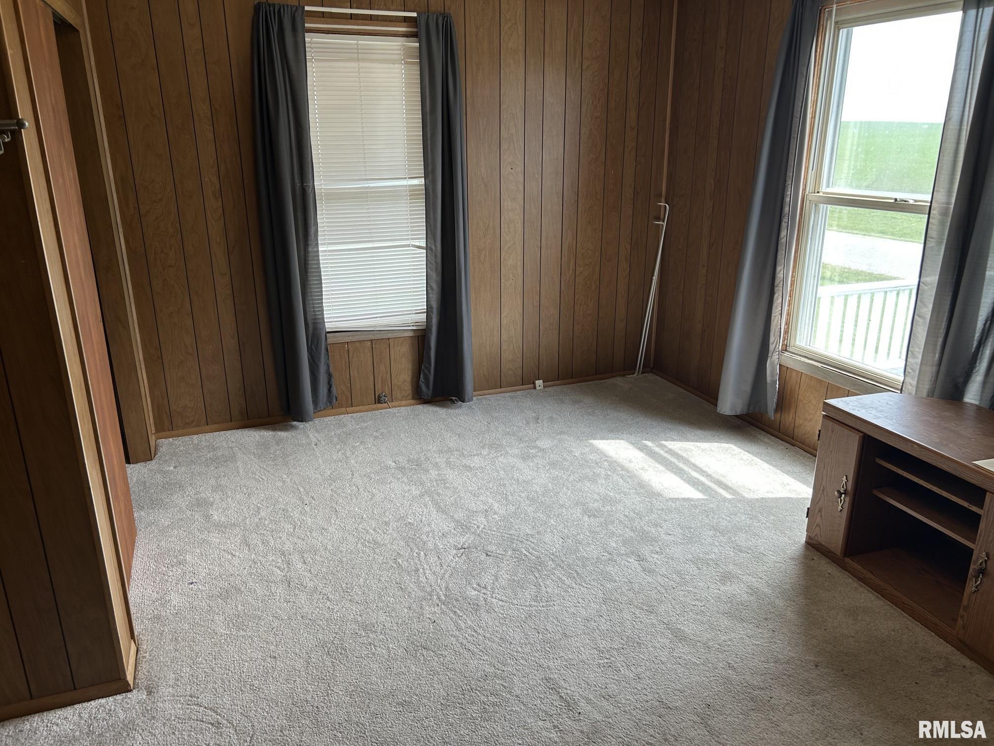 1439 Roby Road Mechanicsburg, IL 62545 - Photo 16 of 28