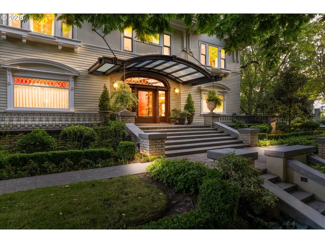 $3,000,000 | 1408 Northeast Knott Street, Portland, OR 97212