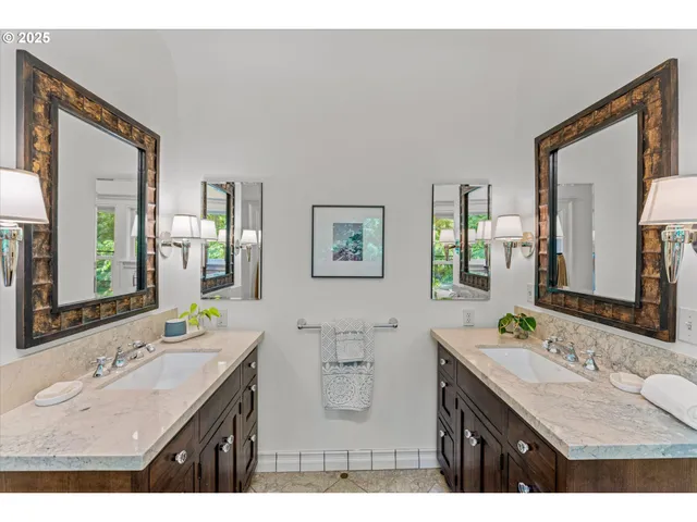 $3,000,000 | 1408 Northeast Knott Street, Portland, OR 97212