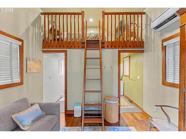 $3,000,000 | 1408 Northeast Knott Street, Portland, OR 97212