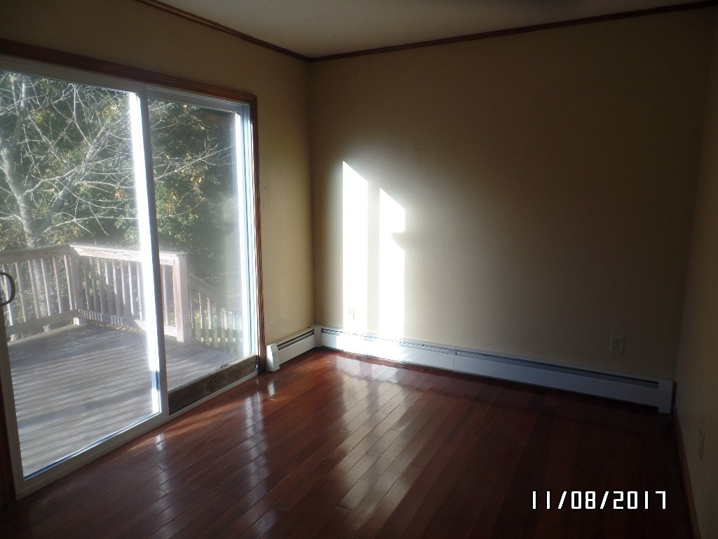 41 Upland Street Worcester, MA 01607 - Photo 6 of 14 Gallery Image 6