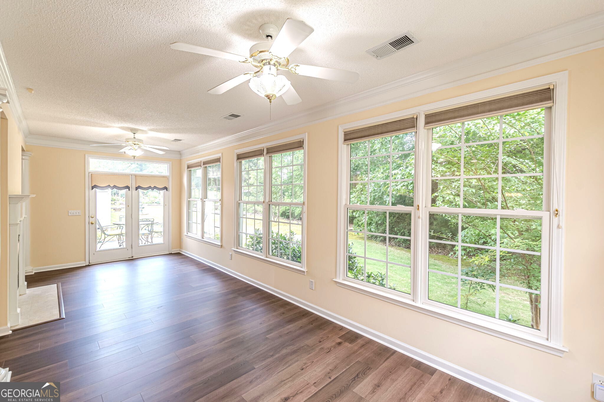 180 Innisbrook Way Fayetteville, GA 30214 - Photo 47 of 54 Sunroom along entire back of house