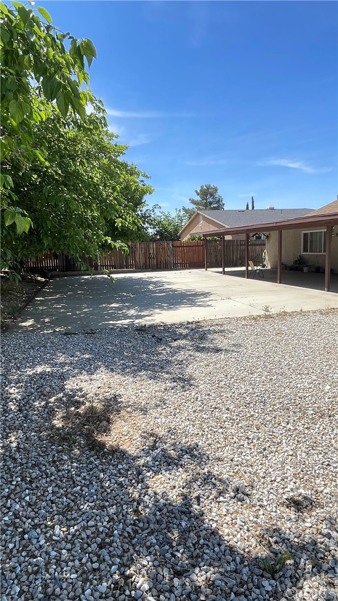 14425 Manzano Road Victorville, CA 92392 - Photo 20 of 24