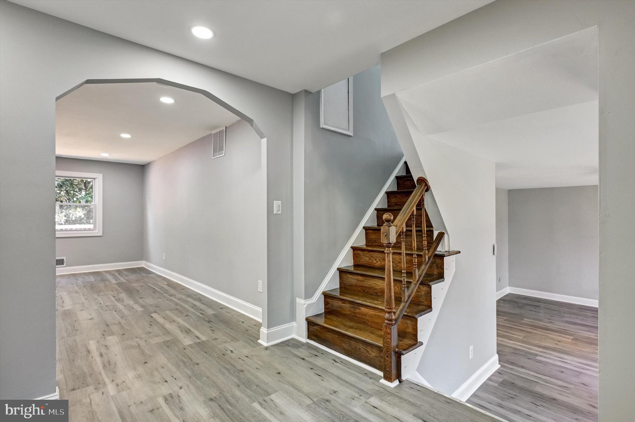 18009 Cashell Road Olney, MD 20832 - Photo 5 of 34