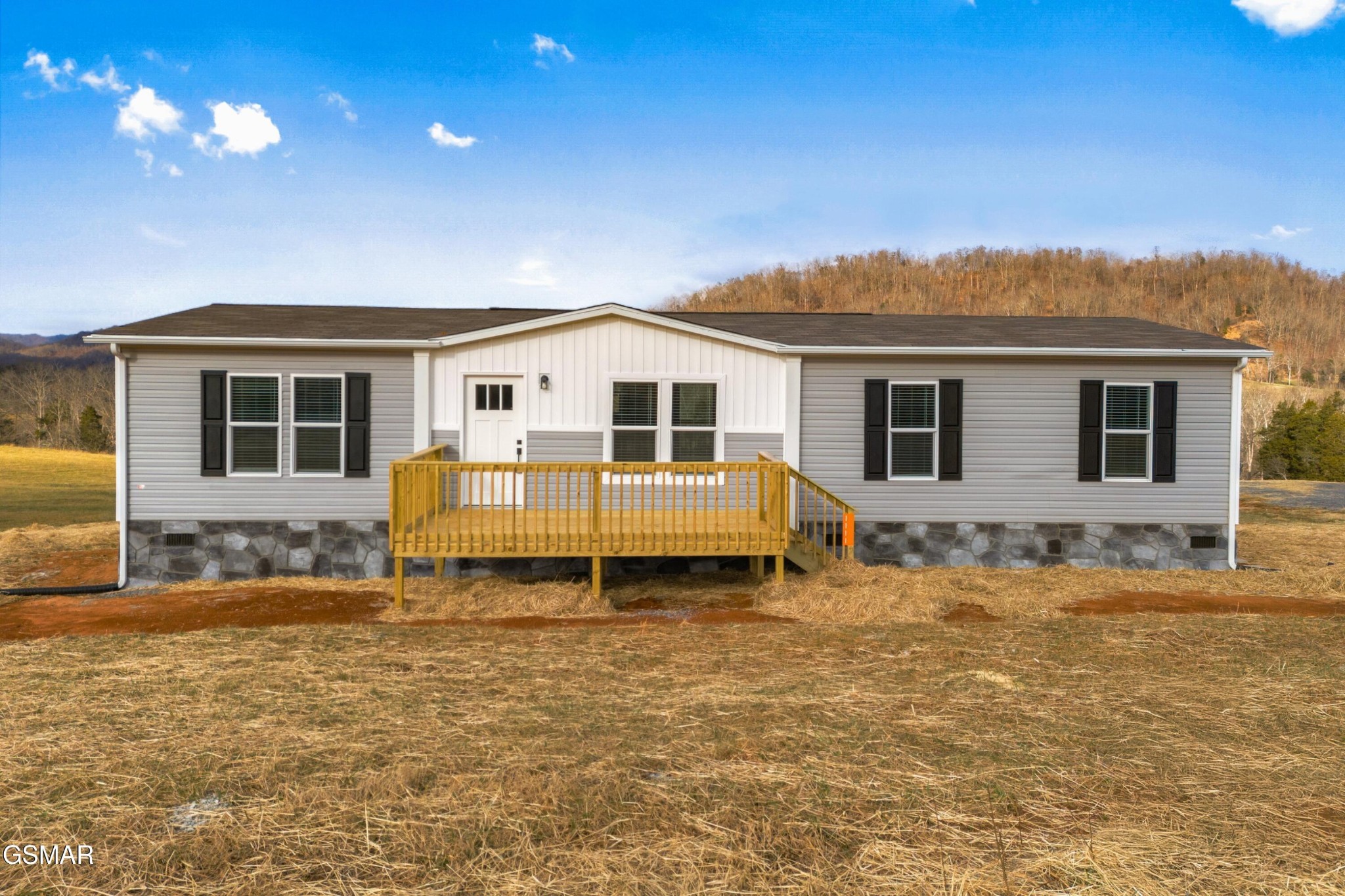1111 Stanley Valley Road Rogersville, TN 37857 - Photo 2 of 34