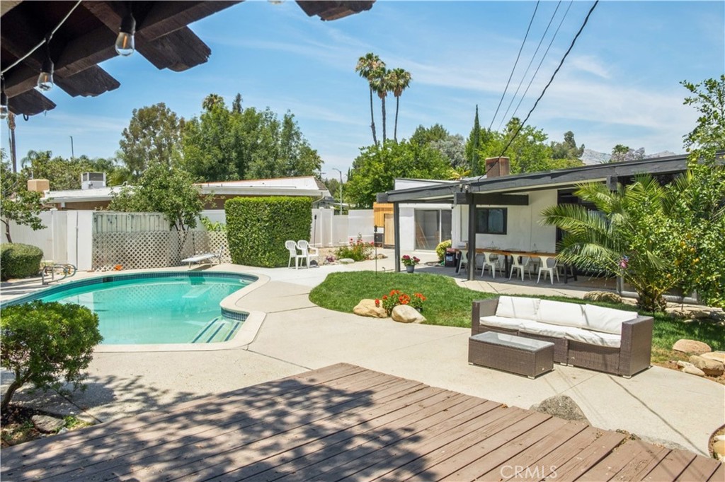 18334 Hiawatha Street Porter Ranch, CA 91326 - Photo 30 of 42