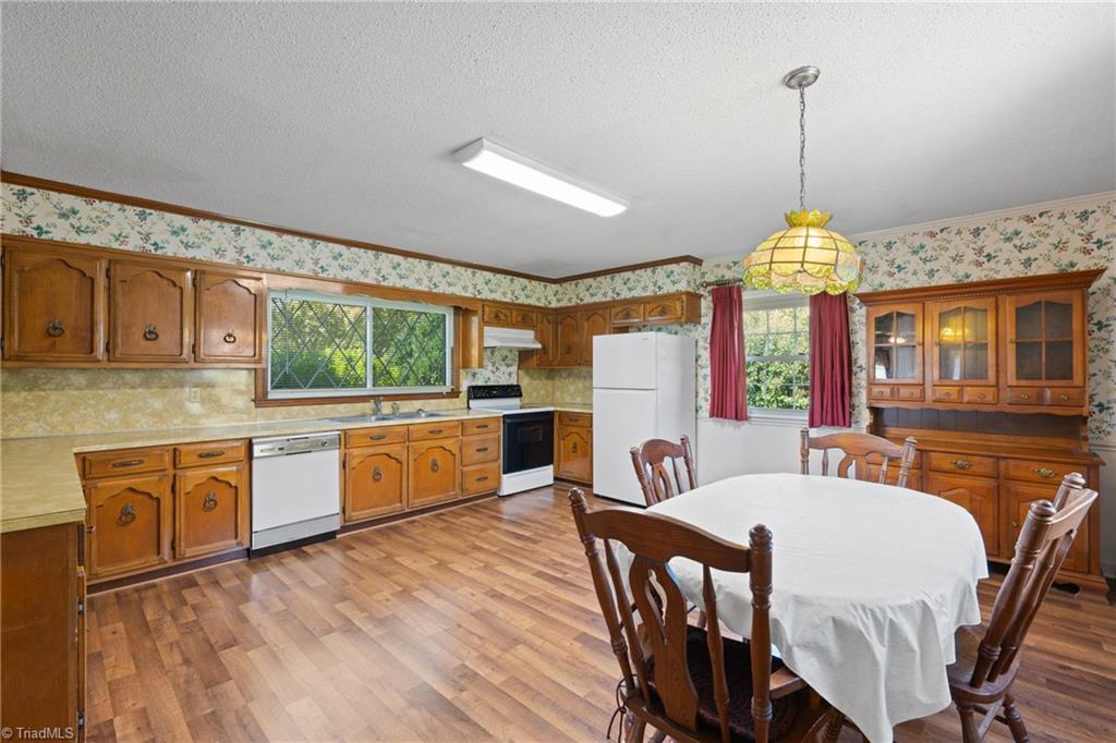 3012 Orange Grove Road Hillsborough, NC 27278 - Photo 11 of 43 Gallery Image 11