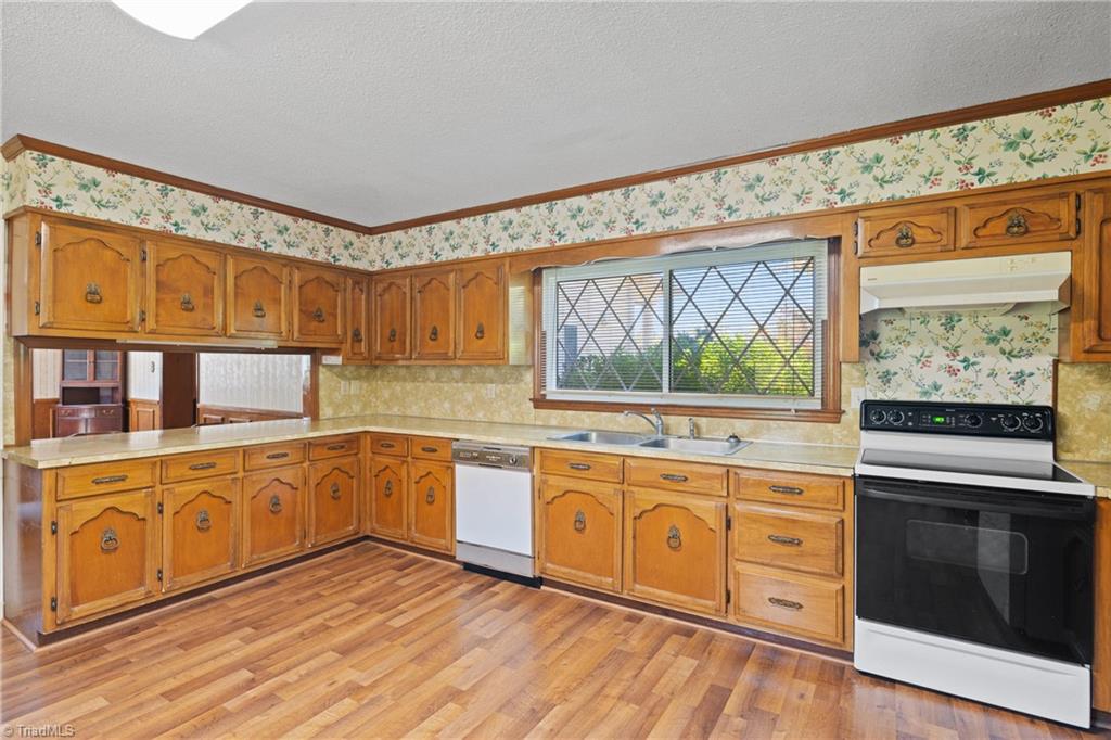 3012 Orange Grove Road Hillsborough, NC 27278 - Photo 10 of 43 Gallery Image 10
