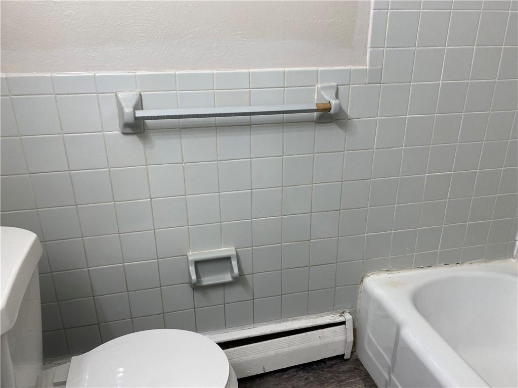 1 Penn Ridge Court, Unit 10 Pittsburgh, PA 15235 - Photo 16 of 23 a bathroom with a toilet