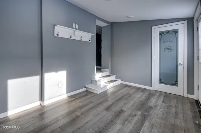 $269,900 | 119 Maple Avenue, Florida, NY 12069