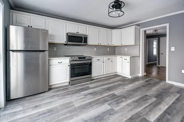 $249,999 | 119 Maple Avenue, Florida, NY 12069