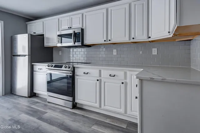 $269,900 | 119 Maple Avenue, Florida, NY 12069