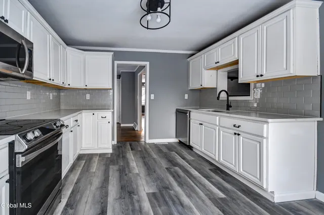 $269,900 | 119 Maple Avenue, Florida, NY 12069