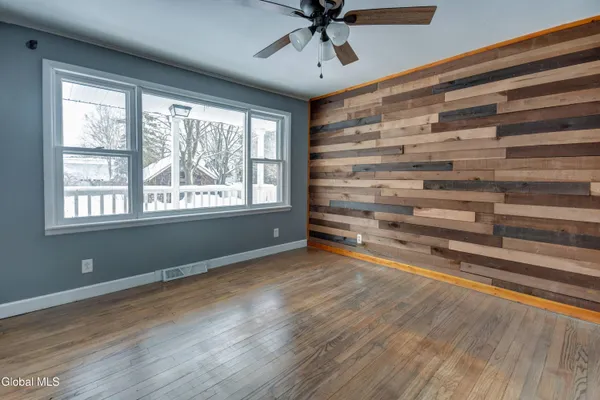 $249,999 | 119 Maple Avenue, Florida, NY 12069