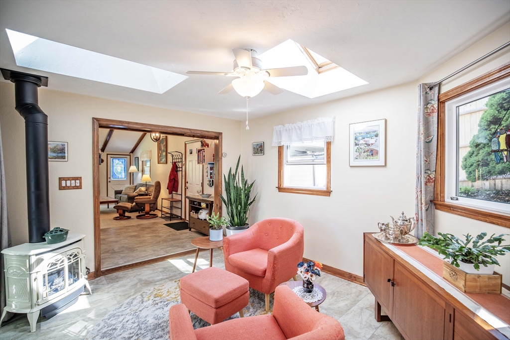 32 Great Woods Road Saugus, MA 01906 - Photo 12 of 39 Gallery Image 12