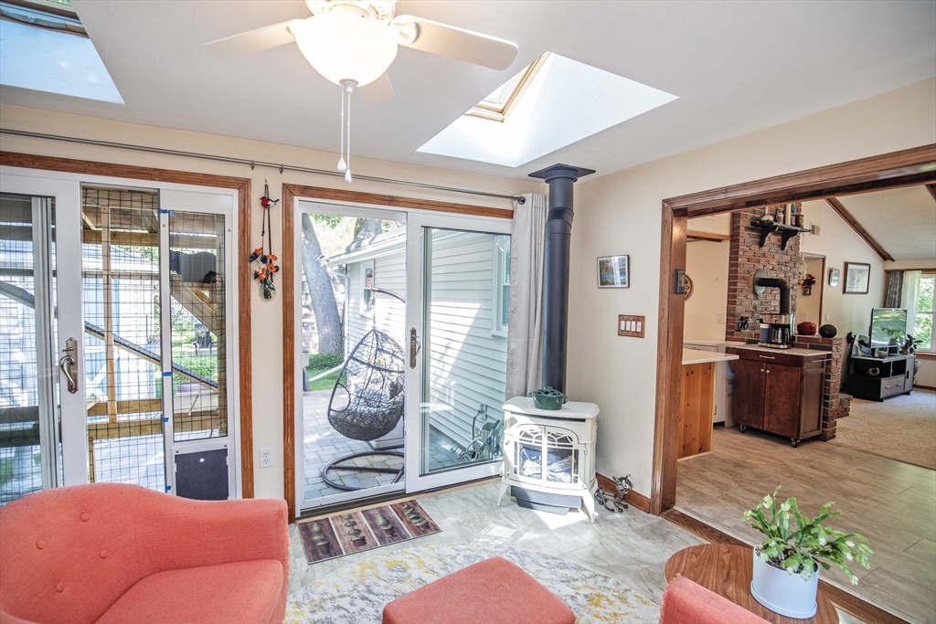 32 Great Woods Road Saugus, MA 01906 - Photo 13 of 39 Gallery Image 13