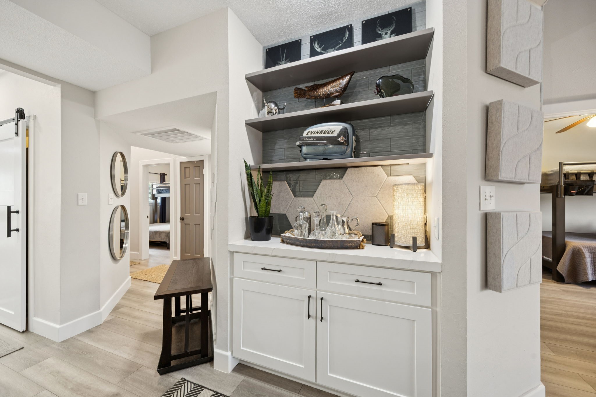 500 River Road, Unit 106 Montgomery, TX 77356 - Photo 15 of 32 Dry bar across from the dining area offers additional storage solutions.