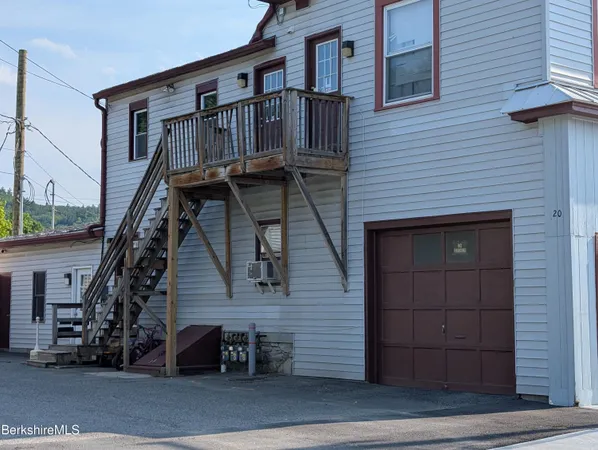 $1,200 | 20 Porter Street, Unit C, North Adams, MA 01247