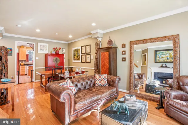 $1,049,000 | 703 Capitol Square Place Southwest, Washington, DC 20024