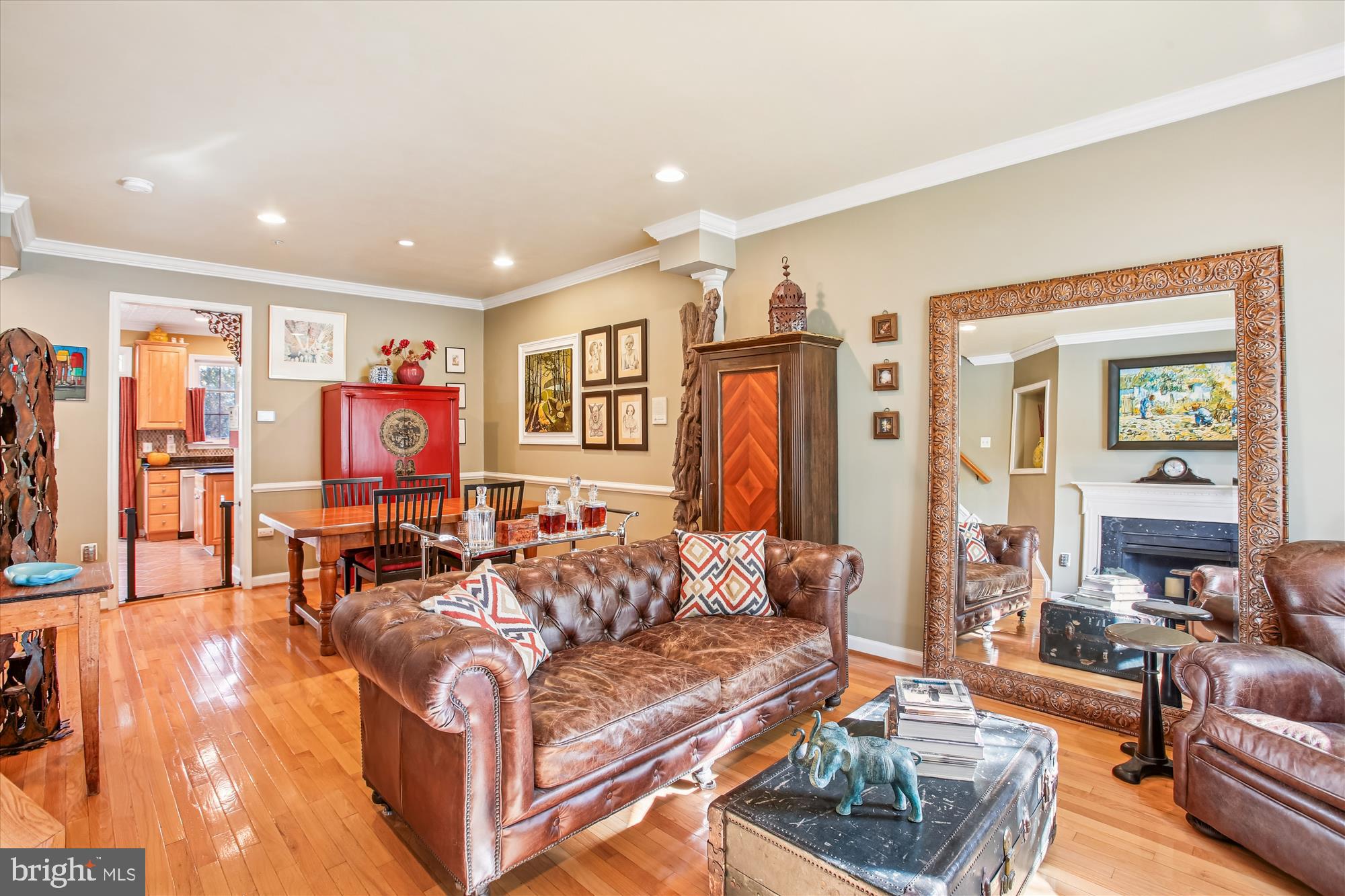 703 Capitol Square Place Southwest Washington, DC 20024 - Photo 23 of 66 a living room with furniture and a flat screen tv