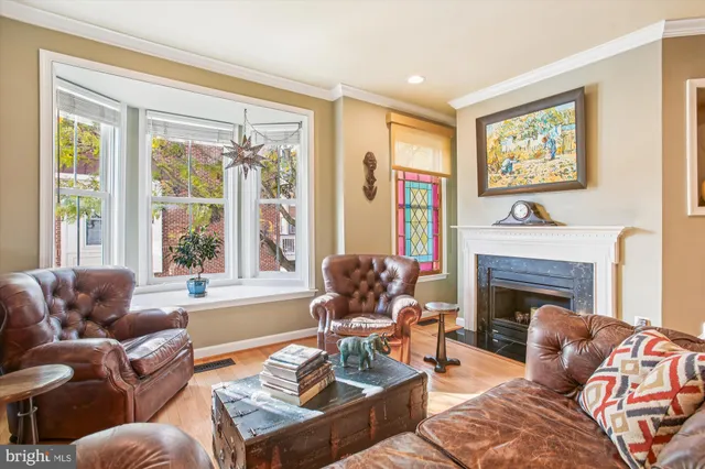 $1,049,000 | 703 Capitol Square Place Southwest, Washington, DC 20024