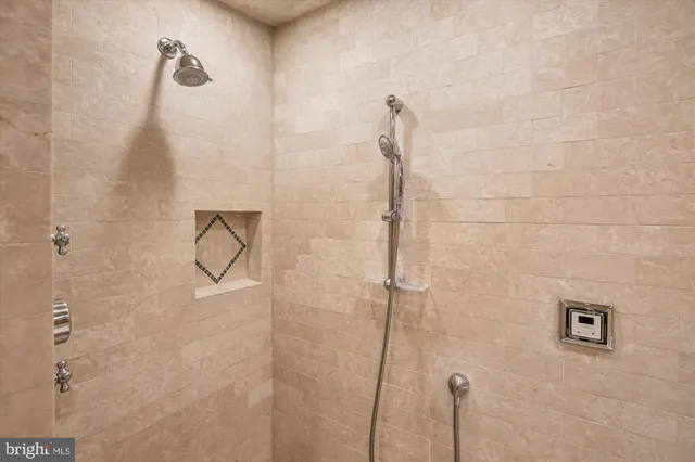 $1,049,000 | 703 Capitol Square Place Southwest, Washington, DC 20024