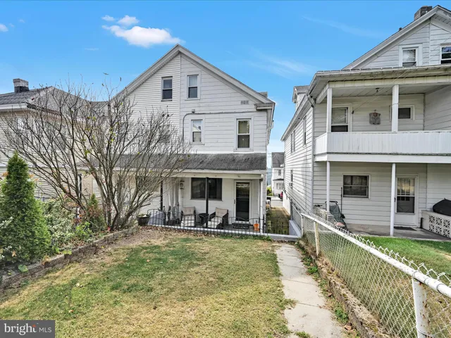 $133,000 | 209 Indiana Avenue, Shenandoah, PA 17976