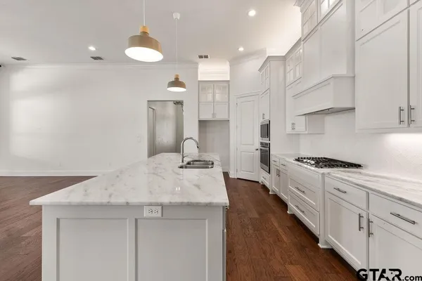 $480,000 | 3145 Salado Creek Drive, Tyler, TX 75703