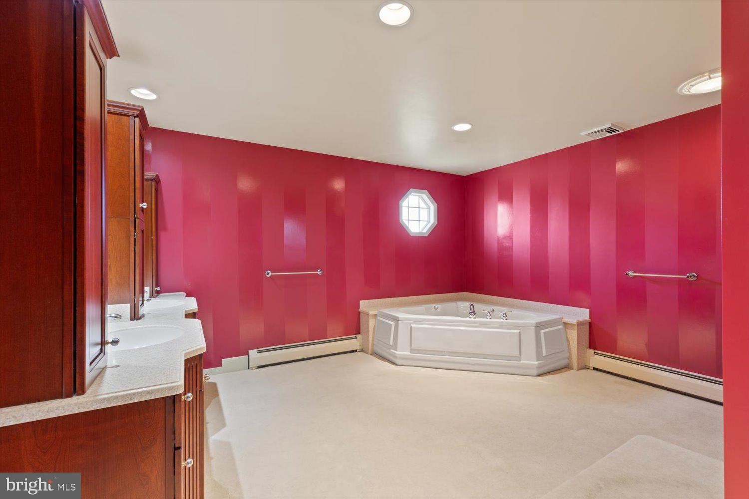 578 Owen Road York, PA 17403 - Photo 38 of 75 Primary En-Suite